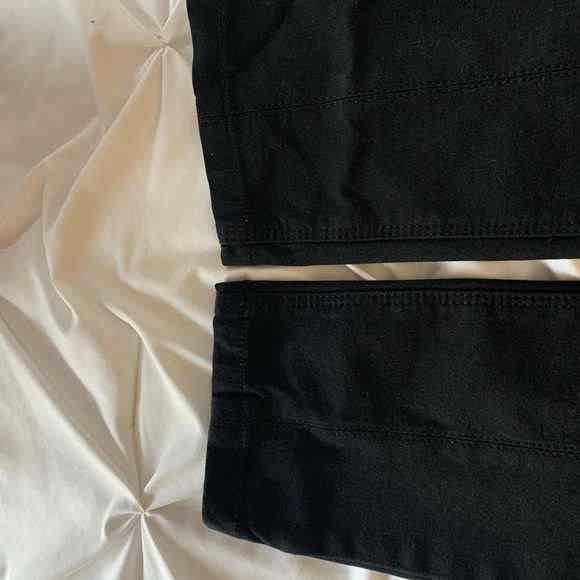 Theory Bi-Stretch Seamed Skinny Moto Trouser - Picture 6 of 6